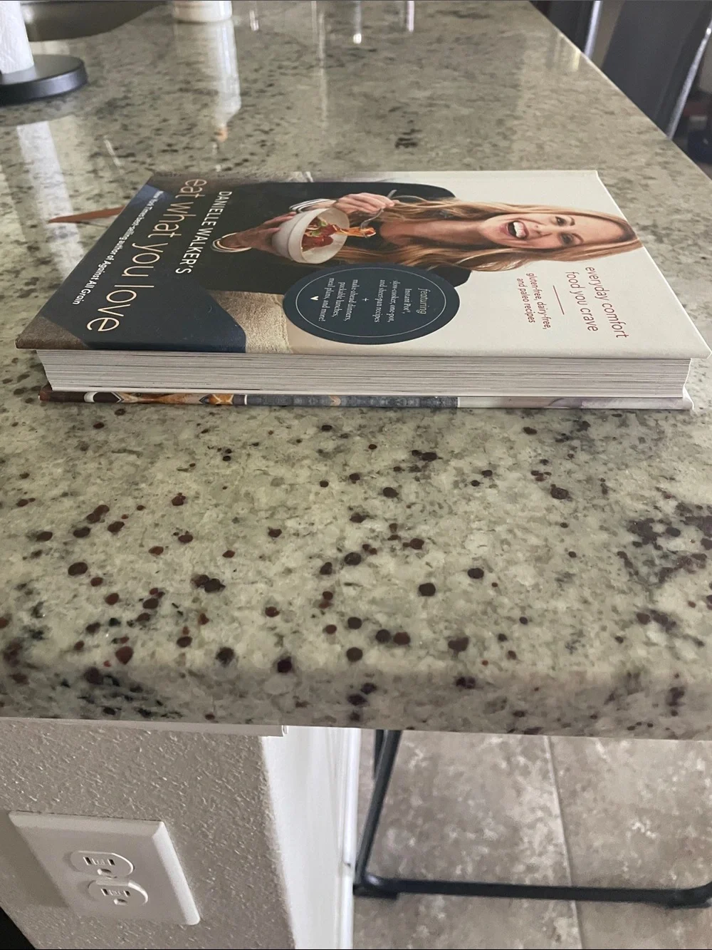 Eat What You Love - Cookbook Danielle Walkers